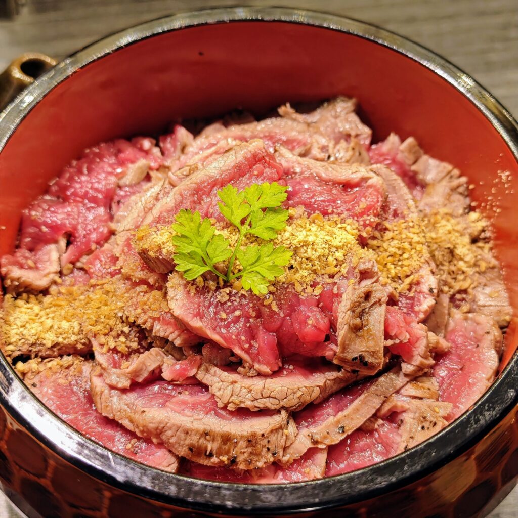 中野の肉奉行 中野 牛誠の牛ひつまぶし