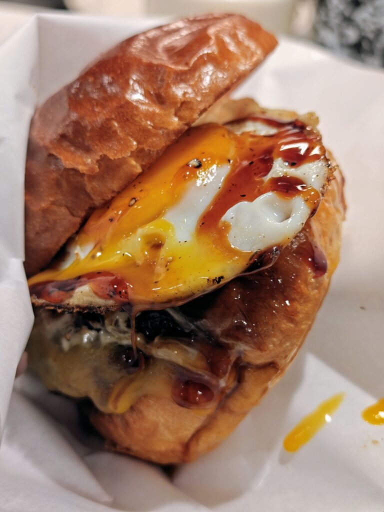 広尾「TEDDY BROWN」のTB BURGER