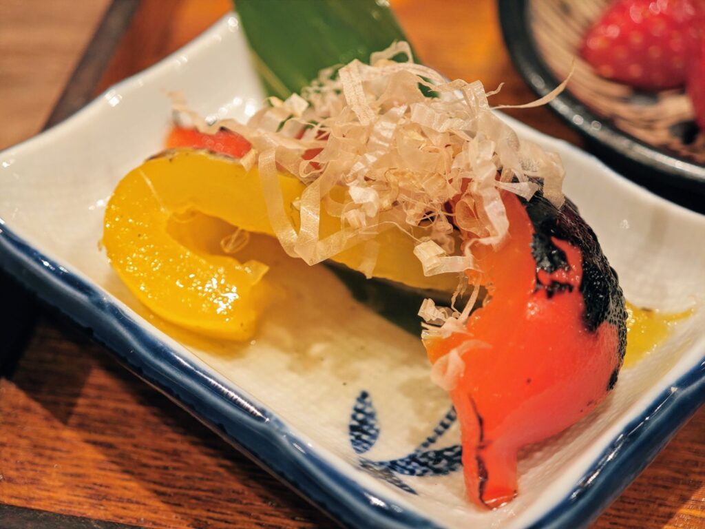 代々木上原「焼鳥 弥栄」の前菜