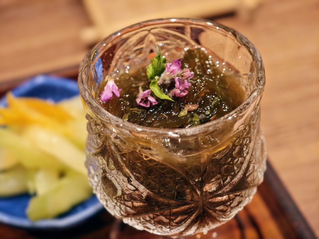代々木上原「焼鳥 弥栄」の前菜