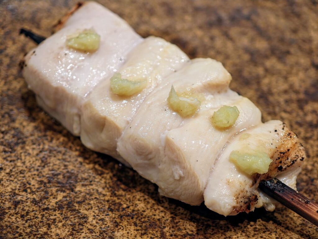 代々木上原「焼鳥 弥栄」のささみ