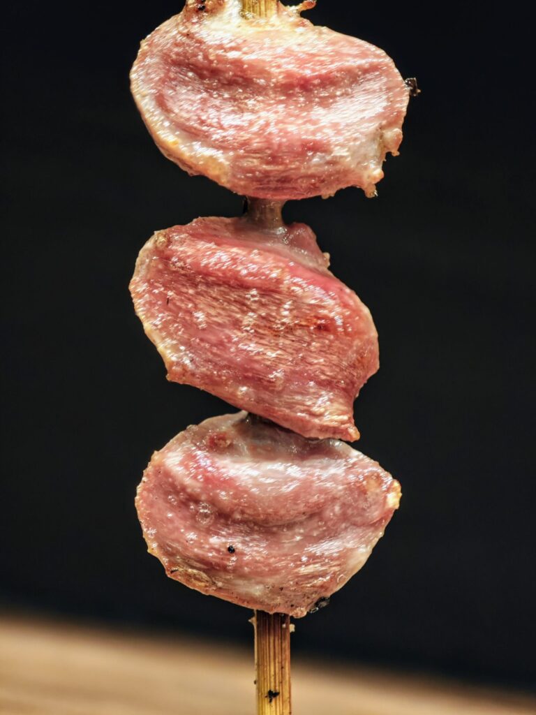 代々木上原「焼鳥 弥栄」の砂肝