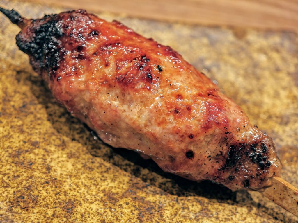 代々木上原「焼鳥 弥栄」の鴨つくね