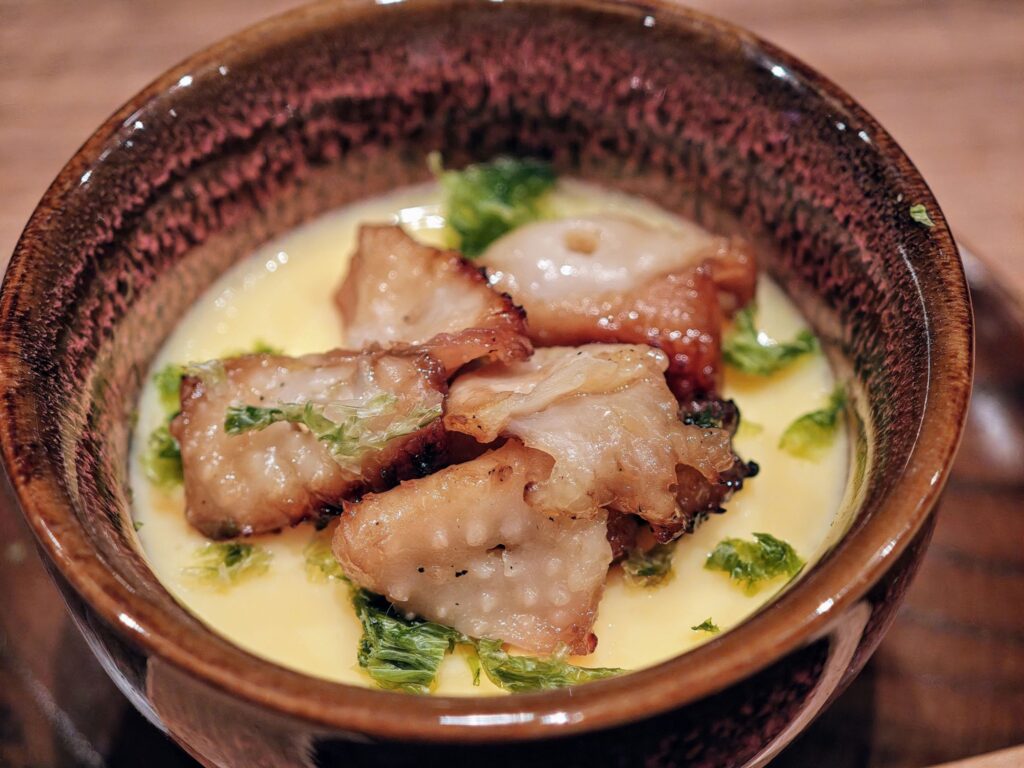 代々木上原「焼鳥 弥栄」の茶碗蒸し