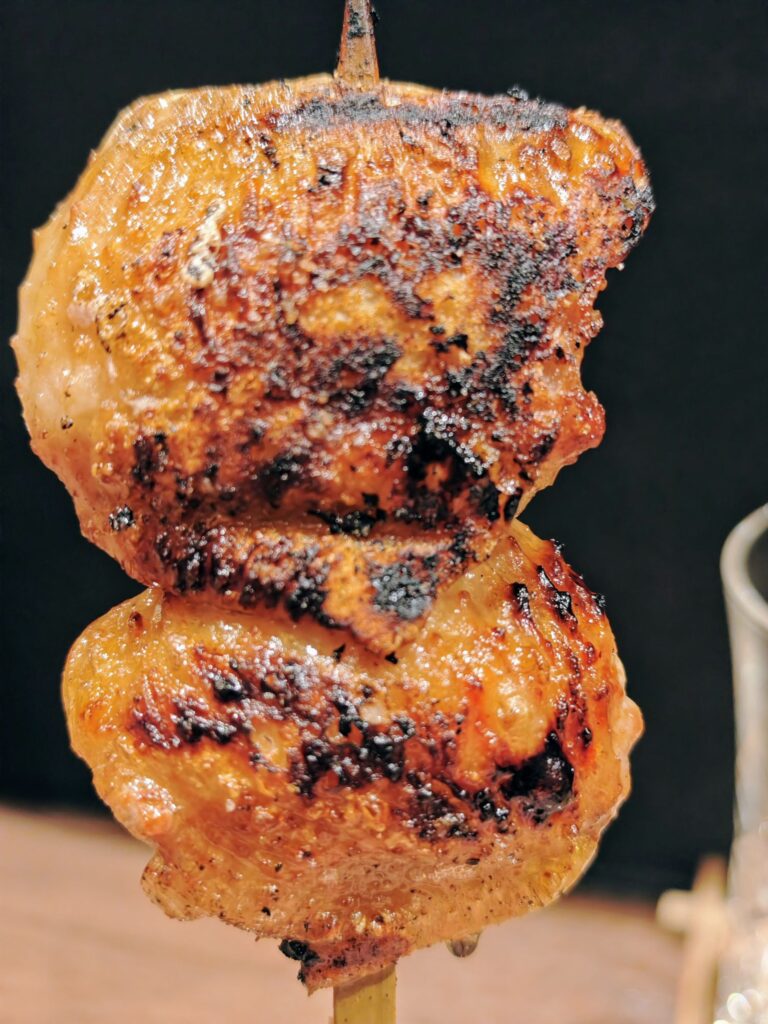 代々木上原「焼鳥 弥栄」の手羽先