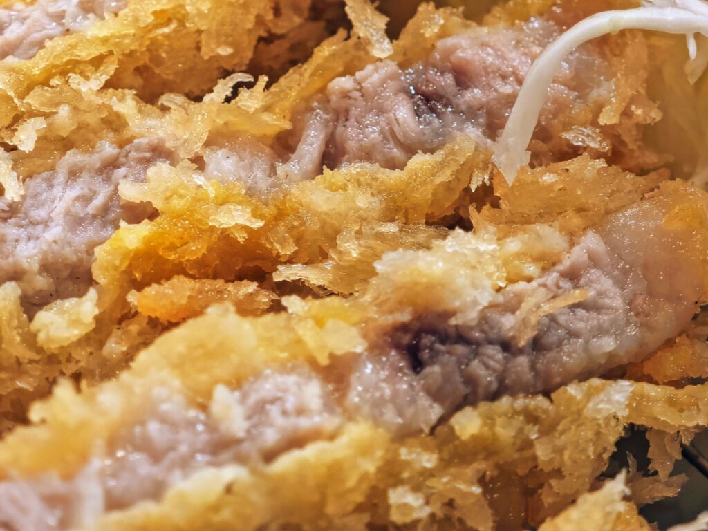 池袋「とんかつ・牛カツ 油屋」の上ロースカツ定食
