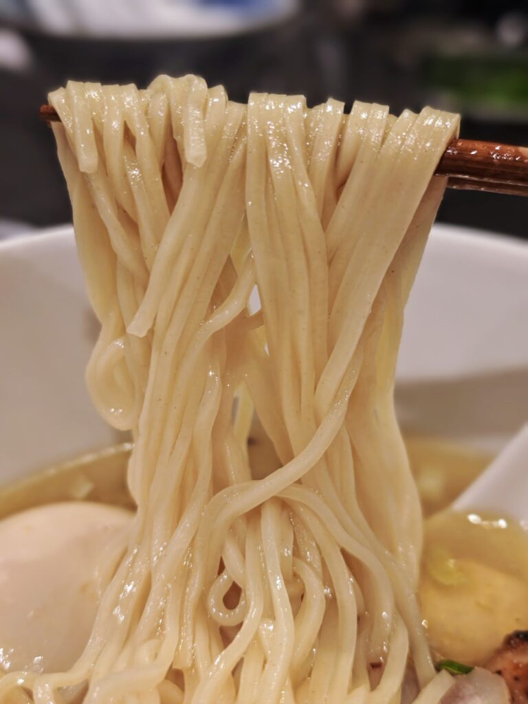赤坂「Ramen 翡翠」の麺