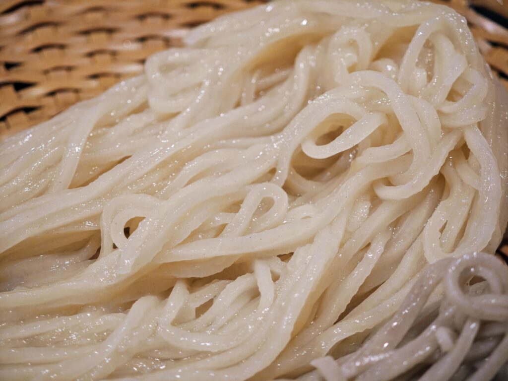 秋葉原「手打ち蕎麦切り 匠」の麦夫婦