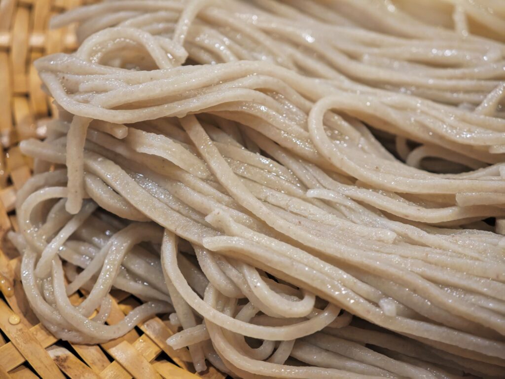 秋葉原「手打ち蕎麦切り 匠」の麦夫婦