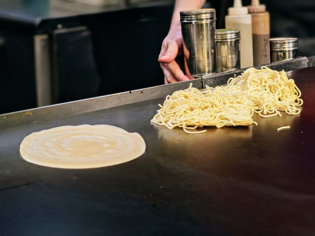 高田馬場「倉はし」のお好み焼き