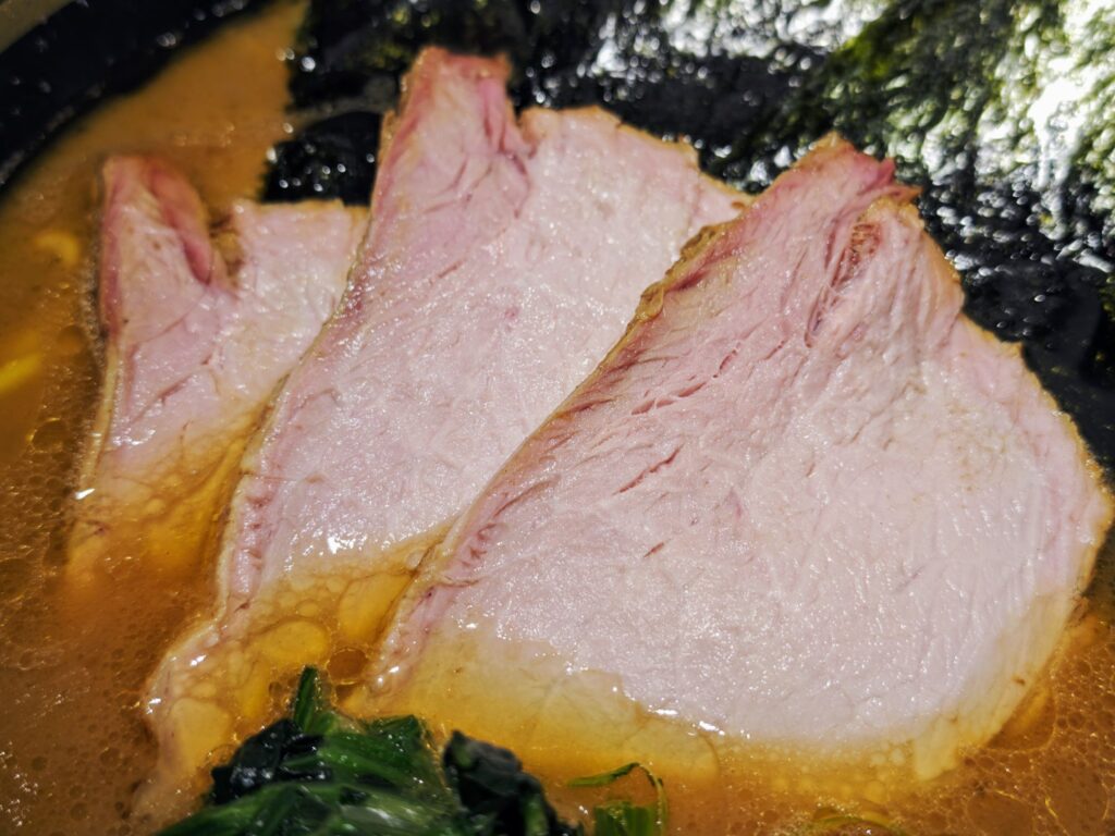 市ヶ谷「てつ家」のチャーシュー麺(中盛)