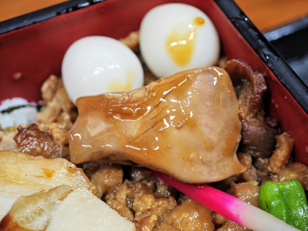 築地場外市場「鳥めし 鳥藤 分店」のとり重